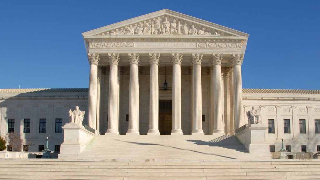 086-si_Supreme_Court.jpg