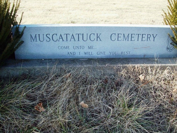 151-si_Muscatatuck_Cemetery_Entrance.jpg