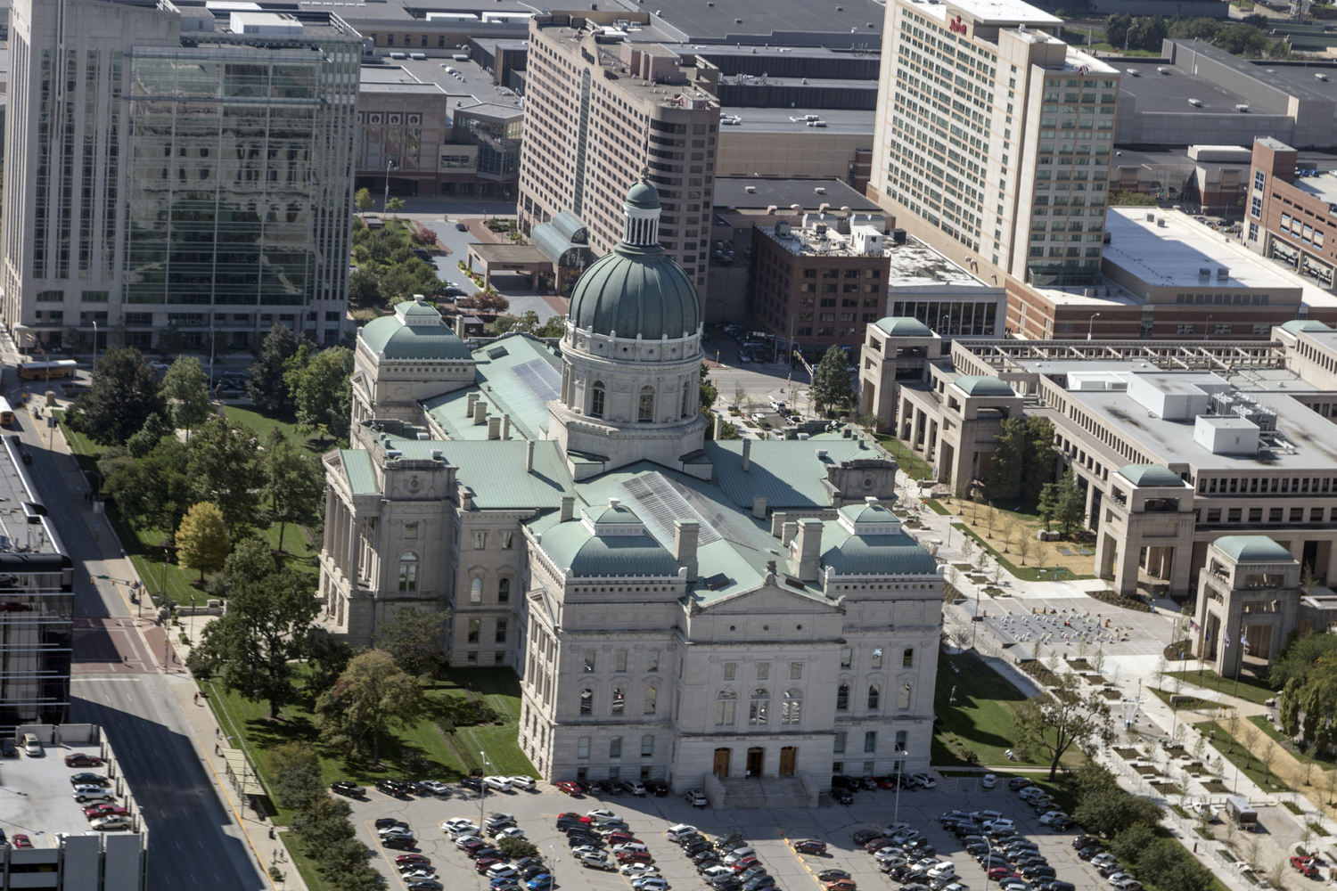 094-si_Indiana_State_House.jpg